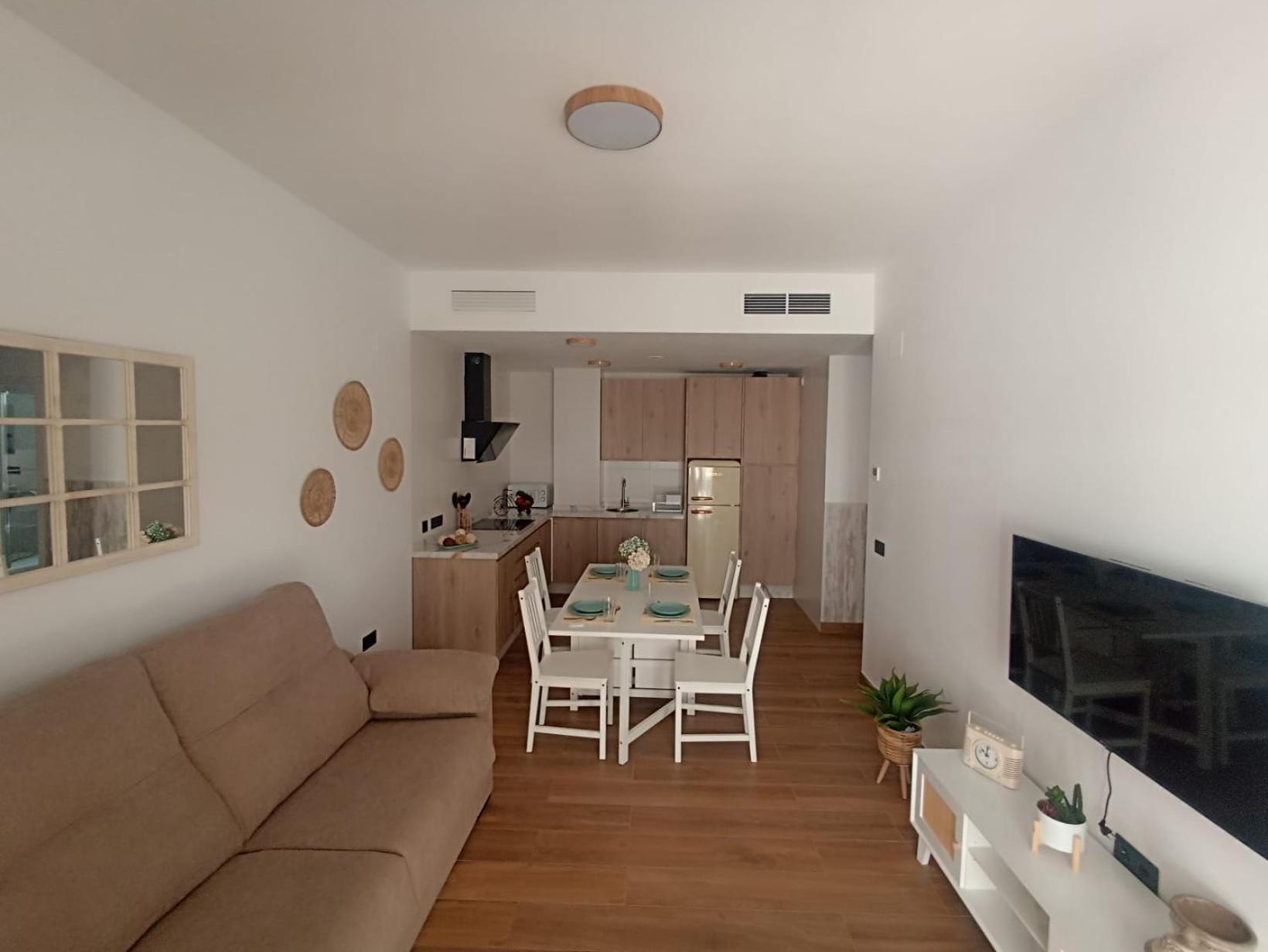 Apartamento Nuevo Centrico Con Aparcamiento Privado Incluido 阿尔卡拉德瓜代拉 外观 照片