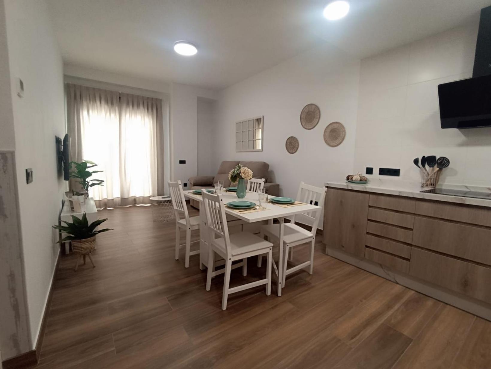 Apartamento Nuevo Centrico Con Aparcamiento Privado Incluido 阿尔卡拉德瓜代拉 外观 照片