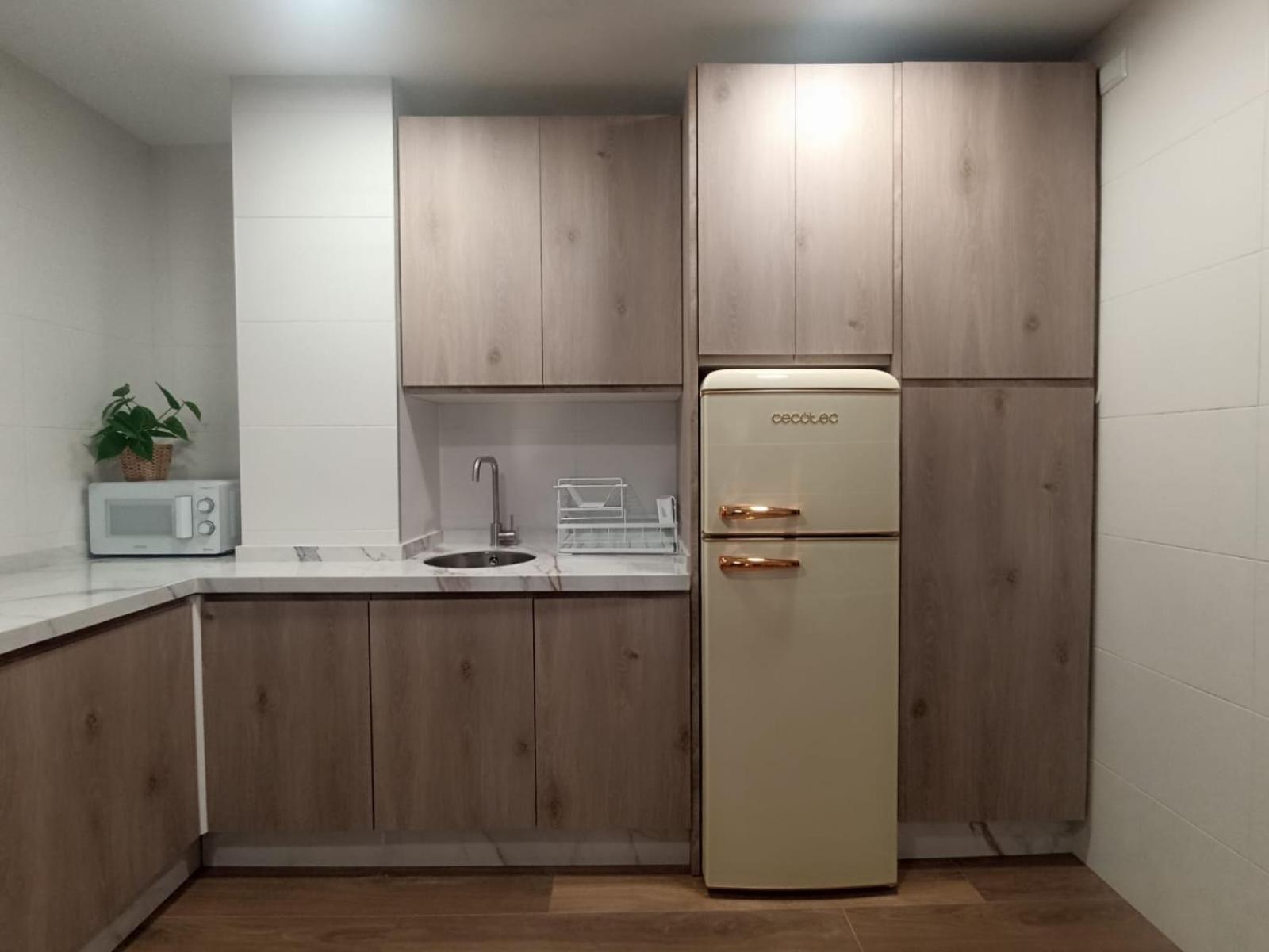 Apartamento Nuevo Centrico Con Aparcamiento Privado Incluido 阿尔卡拉德瓜代拉 外观 照片