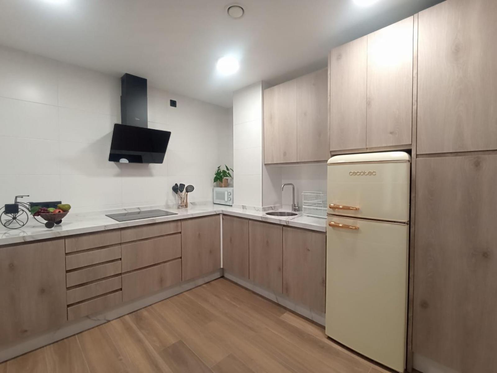 Apartamento Nuevo Centrico Con Aparcamiento Privado Incluido 阿尔卡拉德瓜代拉 外观 照片
